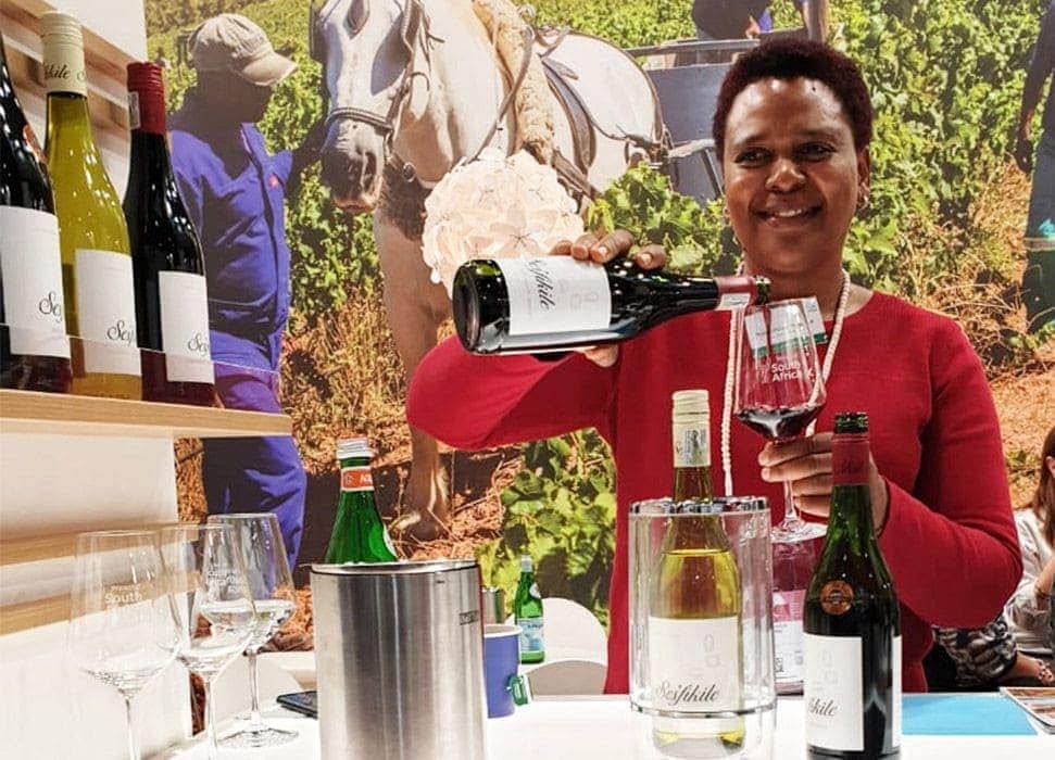 CREATOR: gd-jpeg v1.0 (using IJG JPEG v62), quality = 80